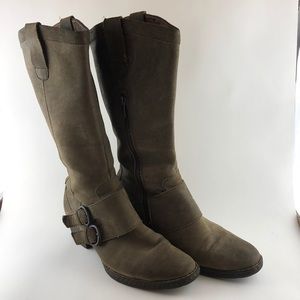Born boots 9 leather brown distressed riding